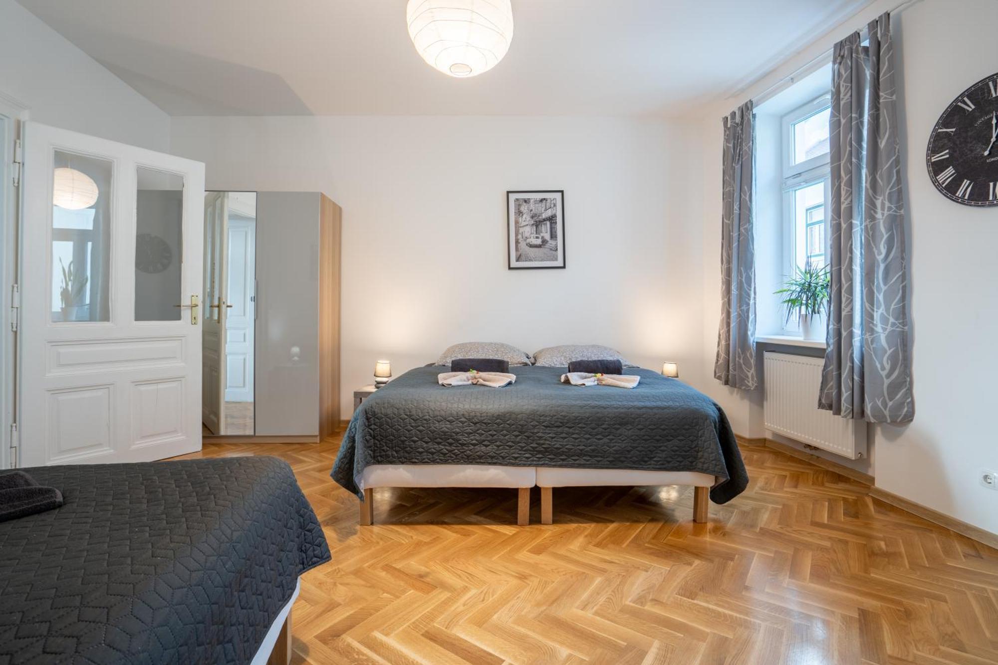 Revliving Apartments Eggenburg Exterior photo