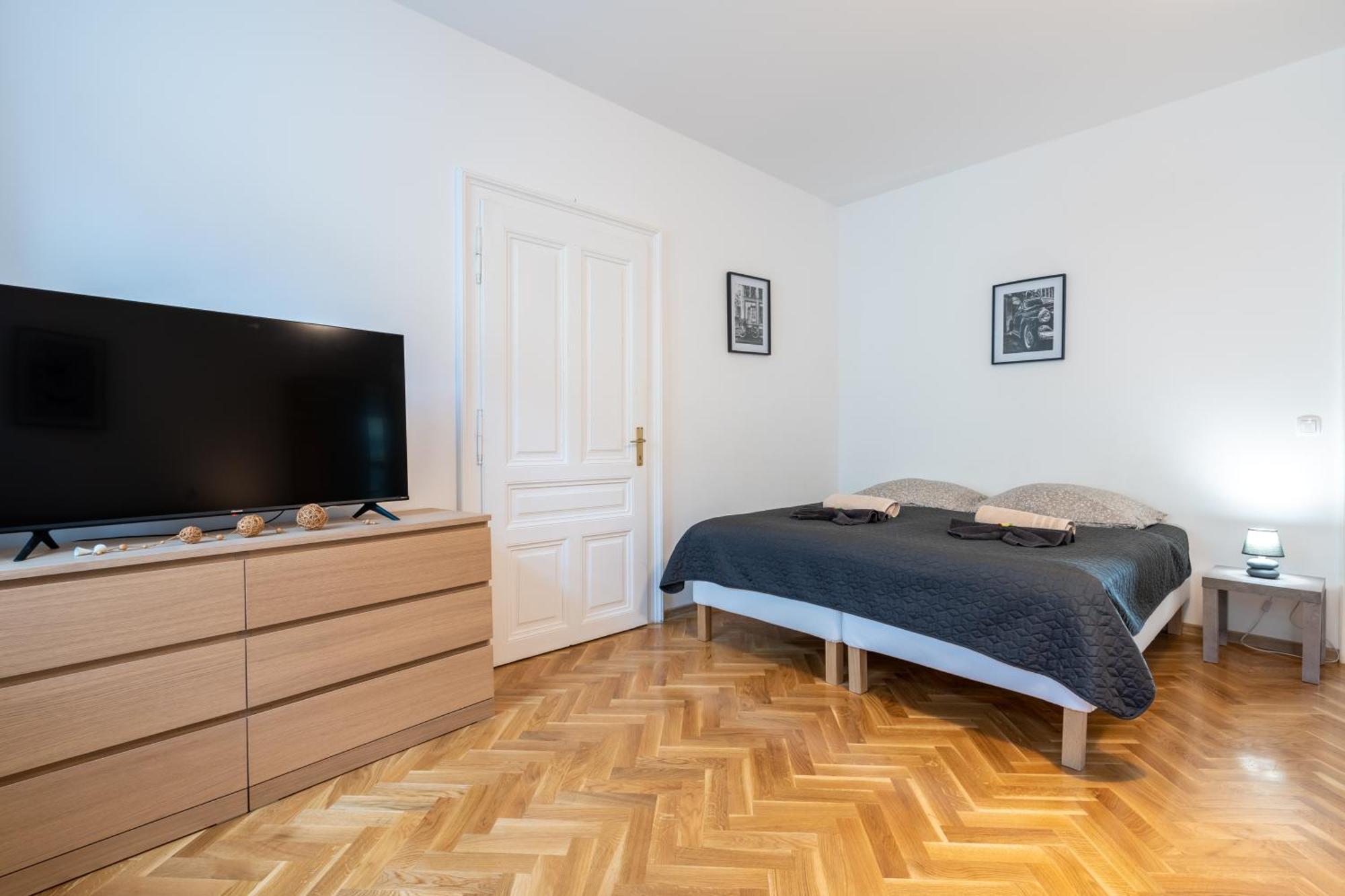 Revliving Apartments Eggenburg Exterior photo